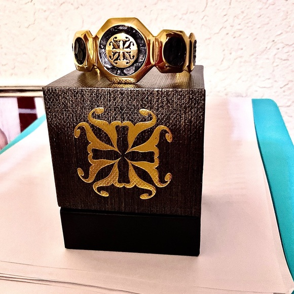 Rustic Cuff gold color and python skin cuff - Picture 5 of 9